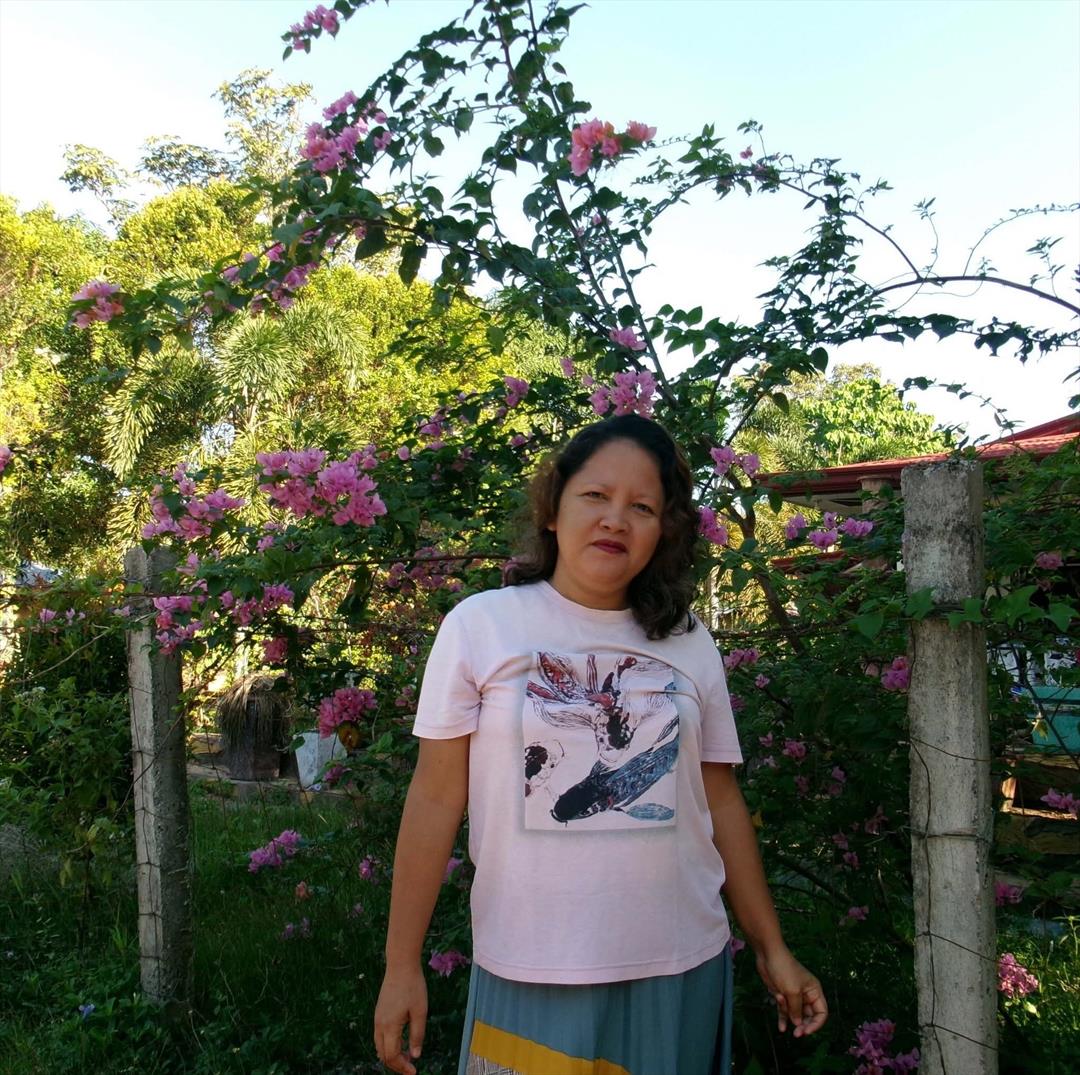 Samallady05