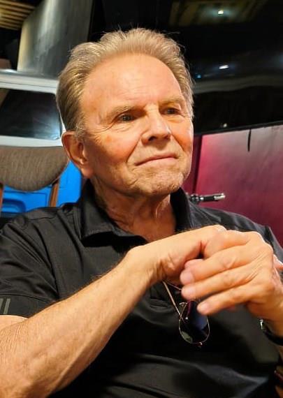 robertWest