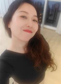 Rebecca Hou