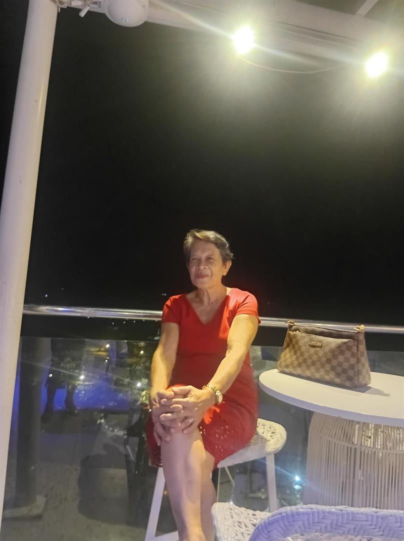 Marianita cabalhug