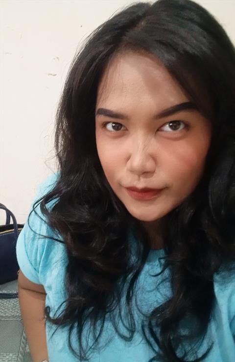 Putri Hutagalung