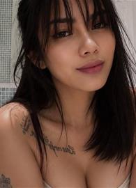 vivien08
