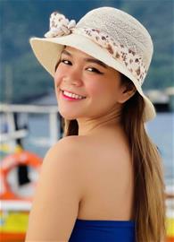 Claire8