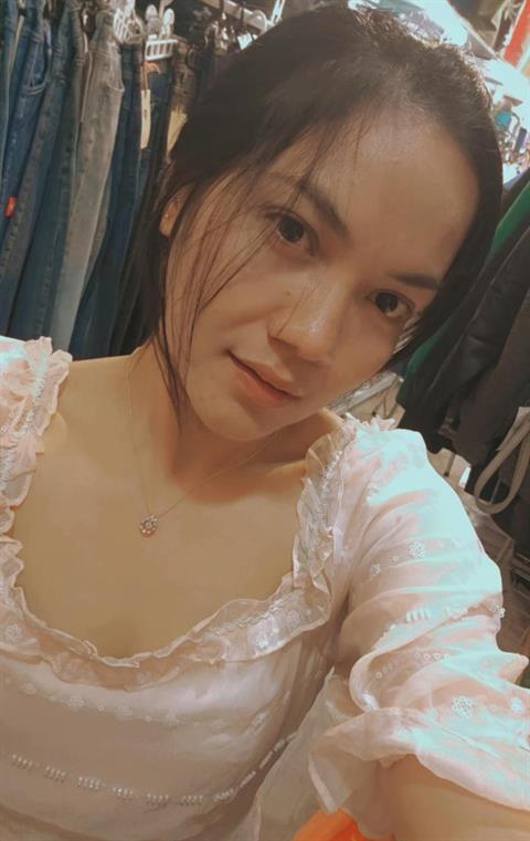 Lona