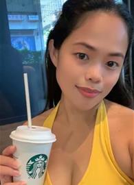 leslie04